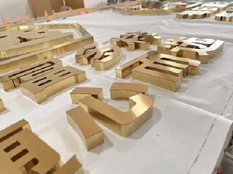  萧县拉丝不锈钢字的特点。