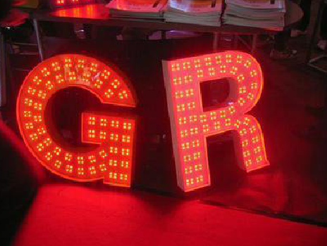  萧县LED发光字常见的安装误区。